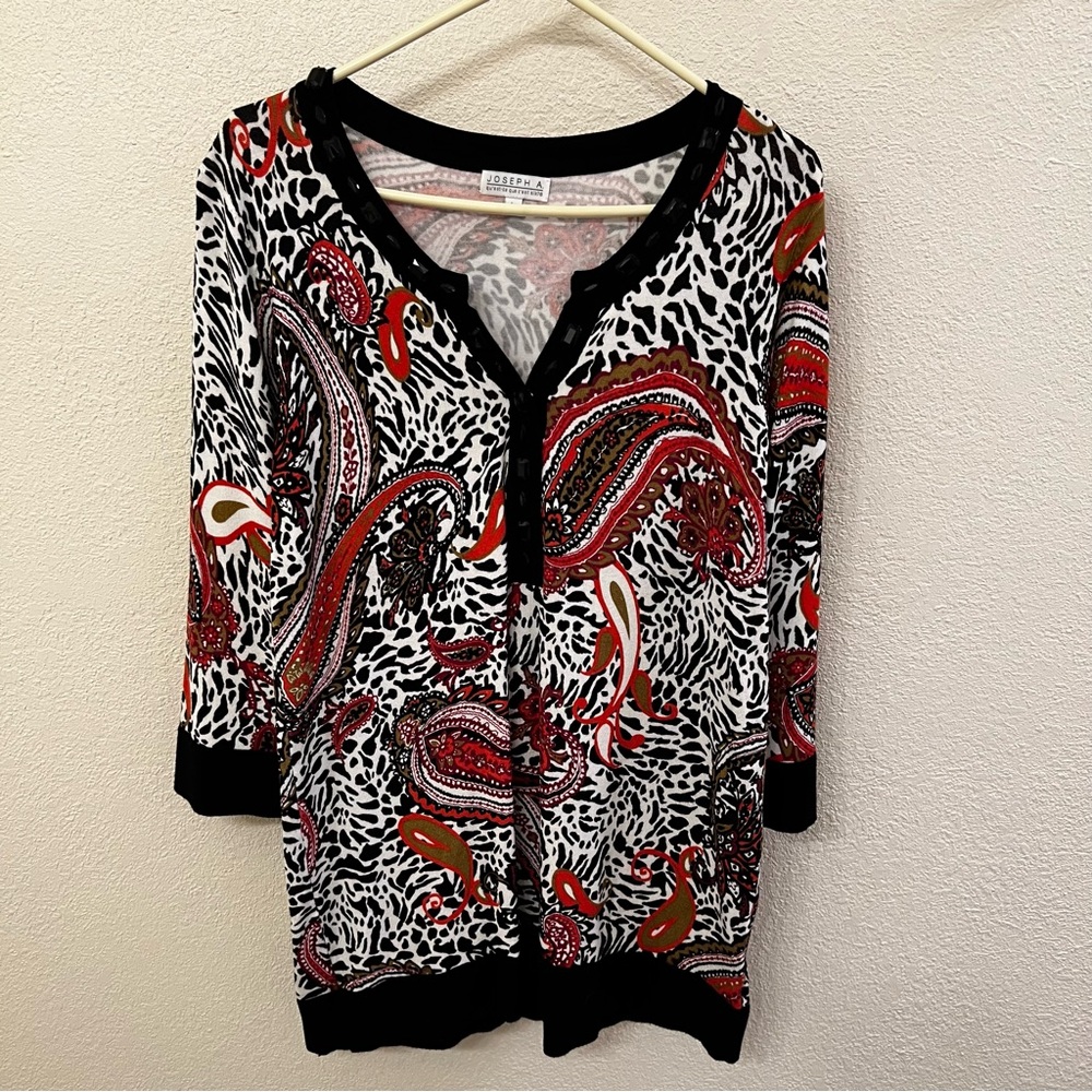 Joseph A Stylish Top with Paisley Pattern (Size Large)